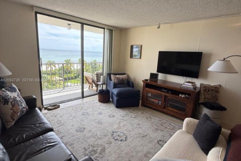 Copropriété à louer à Miami Beach, Floride: 1 chambre, 99.87 m2 № 2384835 - photo 3