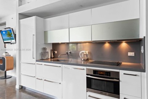 Condominio en venta en Miami Beach, Florida, 1 dormitorio, 77.02 m2 № 2267789 - foto 2