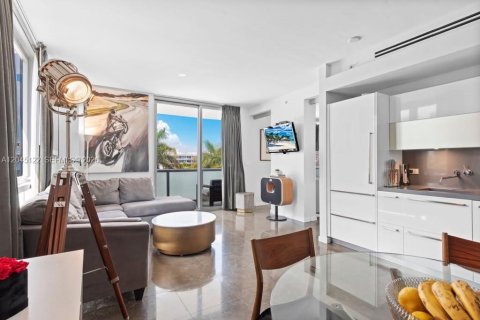 Condominio en venta en Miami Beach, Florida, 1 dormitorio, 77.02 m2 № 2267789 - foto 7