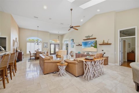 Casa en venta en Punta Gorda, Florida, 4 dormitorios, 398.27 m2 № 2369337 - foto 12