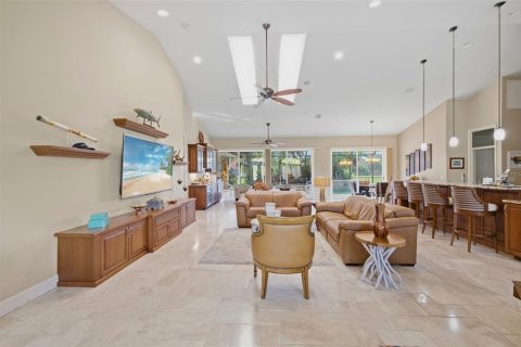 Casa en venta en Punta Gorda, Florida, 4 dormitorios, 398.27 m2 № 2369337 - foto 7