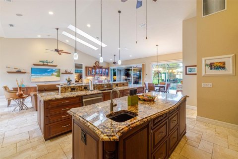 Casa en venta en Punta Gorda, Florida, 4 dormitorios, 398.27 m2 № 2369337 - foto 18