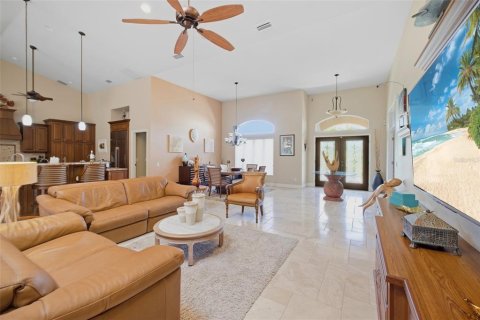 Casa en venta en Punta Gorda, Florida, 4 dormitorios, 398.27 m2 № 2369337 - foto 8