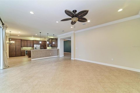 House in Naples, Florida 5 bedrooms, 356.09 sq.m. № 2157435 - photo 25