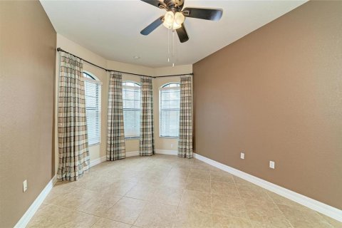 House in Naples, Florida 5 bedrooms, 356.09 sq.m. № 2157435 - photo 28