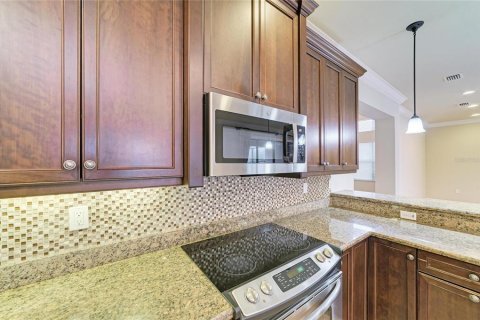 House in Naples, Florida 5 bedrooms, 356.09 sq.m. № 2157435 - photo 18