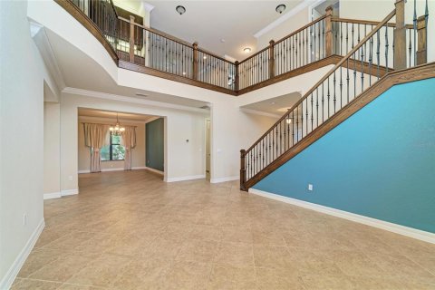 House in Naples, Florida 5 bedrooms, 356.09 sq.m. № 2157435 - photo 9