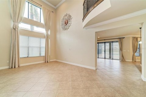 House in Naples, Florida 5 bedrooms, 356.09 sq.m. № 2157435 - photo 7