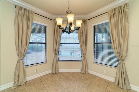 House in Naples, Florida 5 bedrooms, 356.09 sq.m. № 2157435 - photo 21