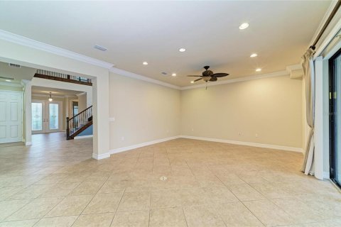 House in Naples, Florida 5 bedrooms, 356.09 sq.m. № 2157435 - photo 24