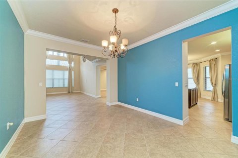 House in Naples, Florida 5 bedrooms, 356.09 sq.m. № 2157435 - photo 13