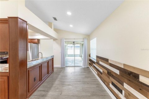 Villa ou maison à louer à New Port Richey, Floride: 3 chambres, 175.68 m2 № 1907210 - photo 13