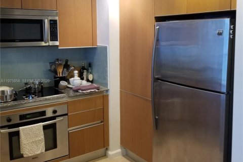 Condo in Miami, Florida  № 2180183 - photo 9