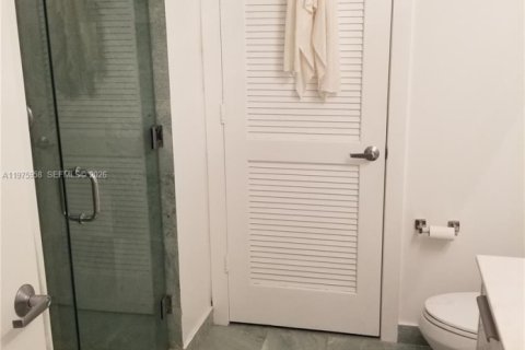 Condo in Miami, Florida  № 2180183 - photo 11