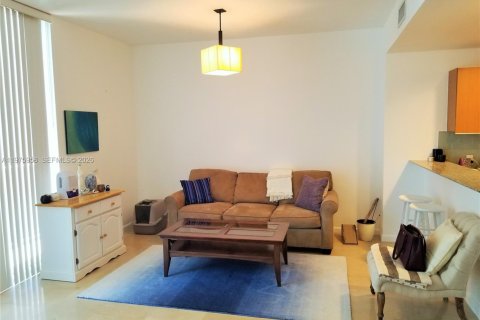 Condo in Miami, Florida  № 2180183 - photo 2