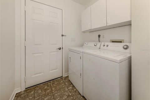 House in Venice, Florida 2 bedrooms, 140.1 sq.m. № 1812816 - photo 15