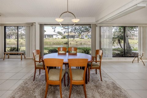 House in Venice, Florida 2 bedrooms, 140.1 sq.m. № 1812816 - photo 24