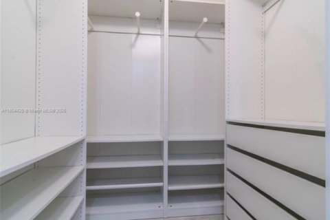 Copropriété à vendre à Miami, Floride: 1 chambre, 70.51 m2 № 1937789 - photo 13
