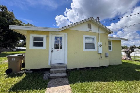 House in Groveland, Florida 2 bedrooms, 44.59 sq.m. № 2360818