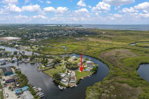 Terreno en venta en Tampa, Florida № 1734129 - foto 2