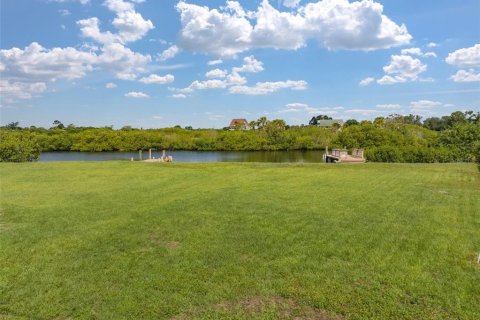 Terreno en venta en Tampa, Florida № 1734129 - foto 11