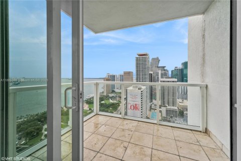 Condo in Miami, Florida, 2 bedrooms  № 1938800 - photo 23