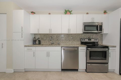 Купить кондоминиум в Майами-Бич, Флорида 1 спальня, 93.83м2, № 2007729 - фото 6