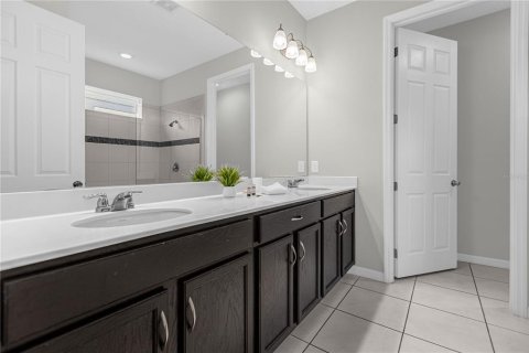 Villa ou maison à vendre à Kissimmee, Floride: 7 chambres, 328.22 m2 № 2347353 - photo 21