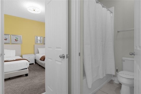 Villa ou maison à vendre à Kissimmee, Floride: 7 chambres, 328.22 m2 № 2347353 - photo 26