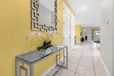 Villa ou maison à vendre à Kissimmee, Floride: 7 chambres, 328.22 m2 № 2347353 - photo 3