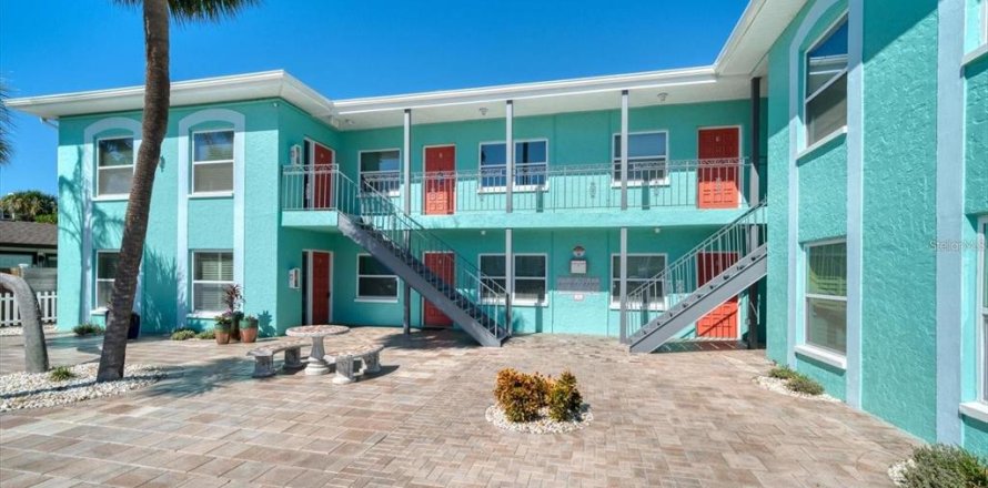 Appartement à Saint Petersburg, Floride 2 chambres, 102.19 m2 № 2419607