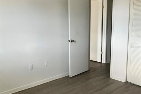 Copropriété à louer à Saint Petersburg, Floride: 2 chambres, 105.91 m2 № 2197543 - photo 15