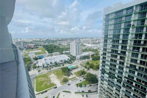 Condo in Miami, Florida, 1 bedroom № 1970365 - photo 9