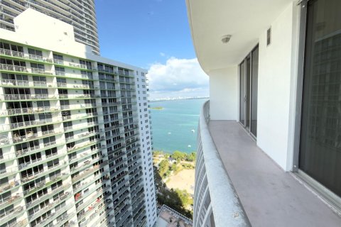 Condo in Miami, Florida, 1 bedroom № 1970365 - photo 11