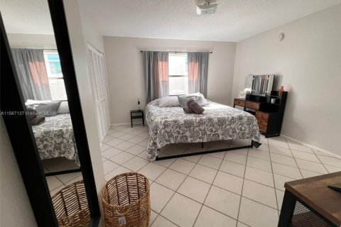 Condominio en alquiler en Miami Beach, Florida, 1 dormitorio, 59.46 m2 № 1934263 - foto 7