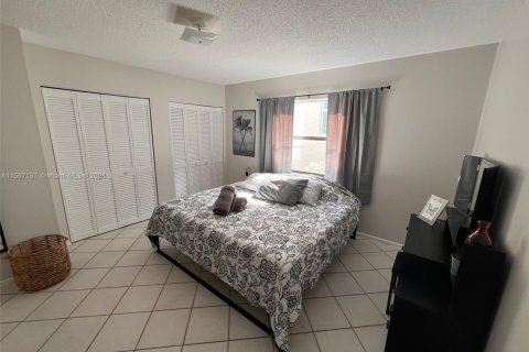Condominio en alquiler en Miami Beach, Florida, 1 dormitorio, 59.46 m2 № 1934263 - foto 9