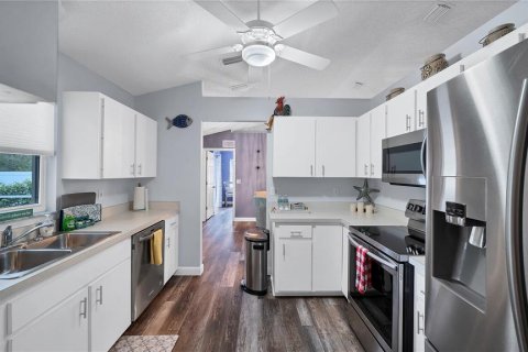 Casa en alquiler en Sarasota, Florida, 3 dormitorios, 179.58 m2 № 1724643 - foto 2