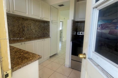 Condominio en alquiler en Aventura, Florida, 1 dormitorio, 71.35 m2 № 2031377 - foto 7