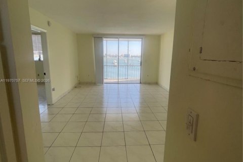 Condominio en alquiler en Aventura, Florida, 1 dormitorio, 71.35 m2 № 2031377 - foto 6