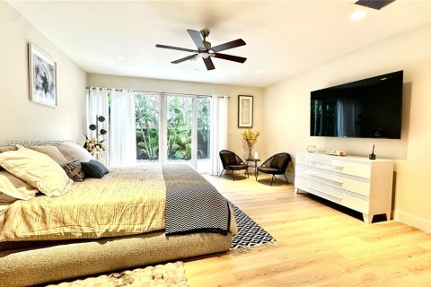 Touwnhouse à louer à Fort Lauderdale, Floride: 3 chambres, 177.81 m2 № 2077337 - photo 5