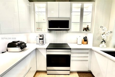 Adosado en alquiler en Fort Lauderdale, Florida, 3 dormitorios, 177.81 m2 № 2077337 - foto 26