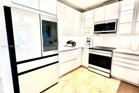 Adosado en alquiler en Fort Lauderdale, Florida, 3 dormitorios, 177.81 m2 № 2077337 - foto 25