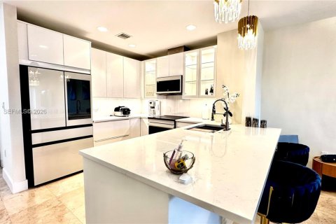 Adosado en alquiler en Fort Lauderdale, Florida, 3 dormitorios, 177.81 m2 № 2077337 - foto 22