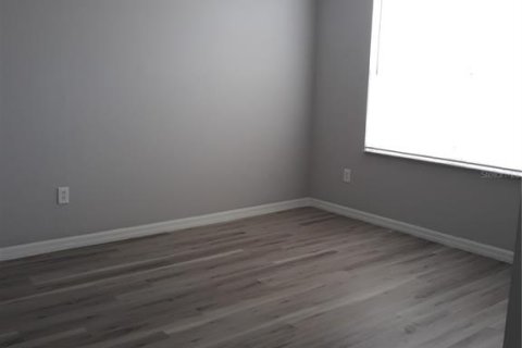 Townhouse in Davenport, Florida 3 bedrooms, 175.31 sq.m. № 2391001 - photo 13