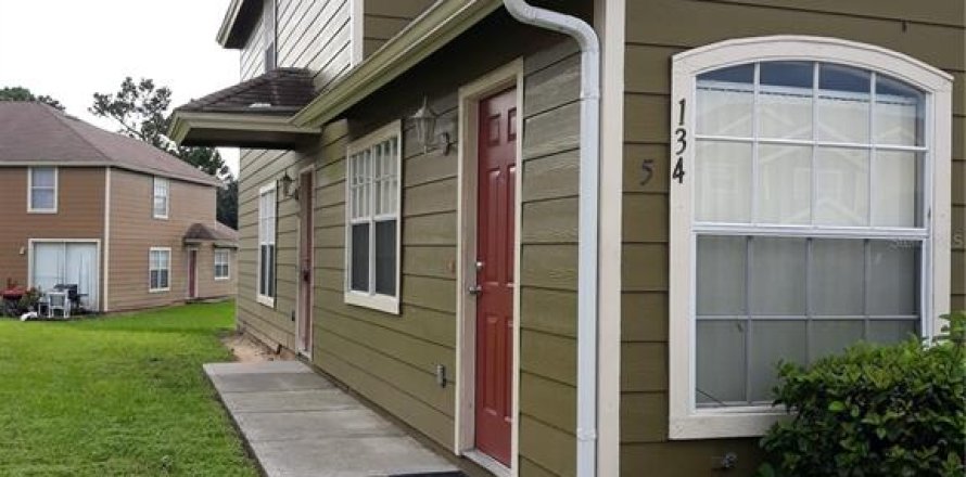 Townhouse in Davenport, Florida 3 bedrooms, 175.31 sq.m. № 2391001