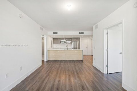 Copropriété à vendre à North Miami Beach, Floride: 2 chambres, 89.93 m2 № 1937793 - photo 14