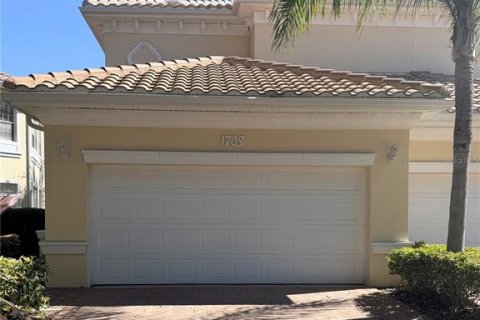 Condo in Venice, Florida, 3 bedrooms  № 2433630 - photo 2