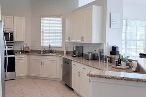 Condo in Venice, Florida, 3 bedrooms  № 2433630 - photo 11