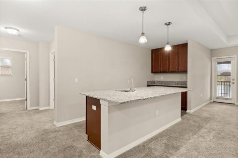House in Lakeland, Florida 6 bedrooms, 506.69 sq.m. № 2167359 - photo 12