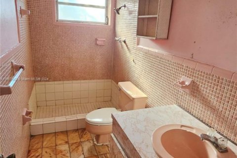 Купить виллу или дом в Холливуд, Флорида 5 спален, 144.37м2, № 1708739 - фото 18